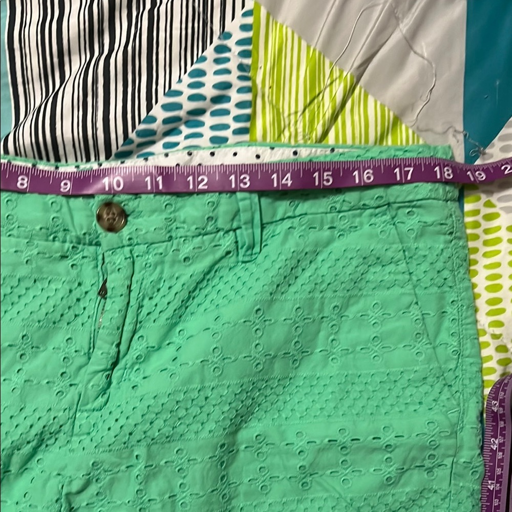 Merona Green Eyelet Women's Shorts - Picture 4 of 8